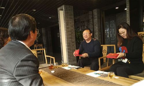黄锦辉董事长拜访了中企联管理咨询委员会注册管理咨询师cmc俱乐部